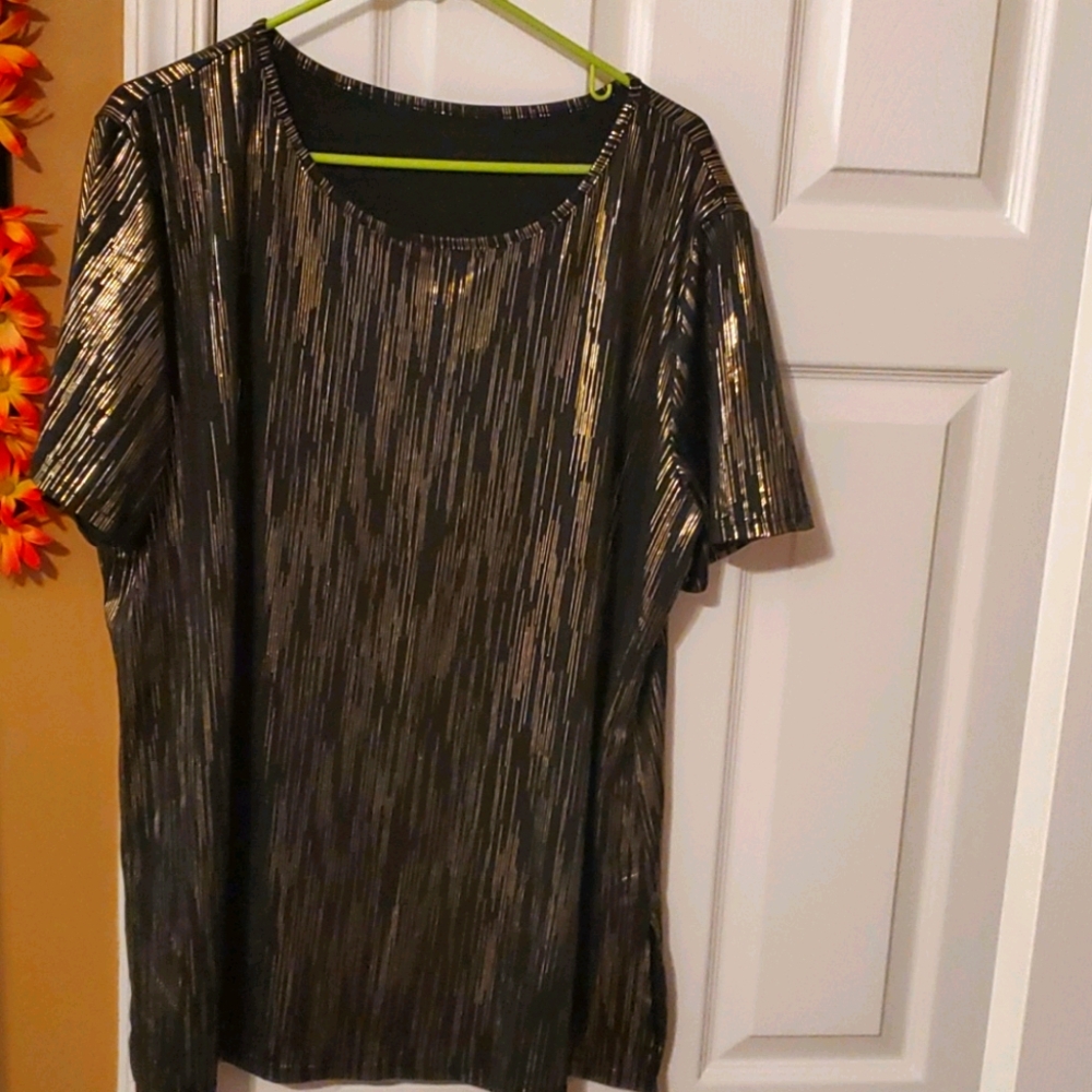 Shein blouse size 4X  in good condition